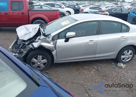 2015 Honda Civic Lx z USA, uszkodzony, nr VIN 19XFB2F51FE253217